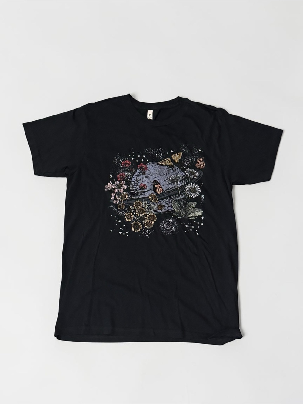 Men's Black Floral & Bee Graphic Short Sleeve Tee